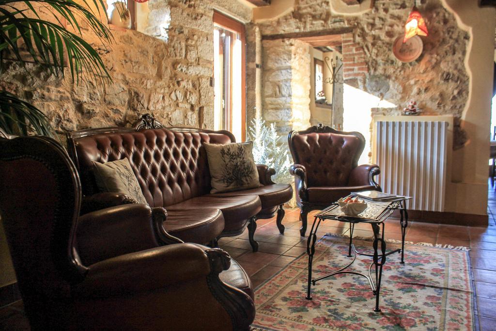 Country House Casale Kolidur Hostal Guardiaregia Exterior foto